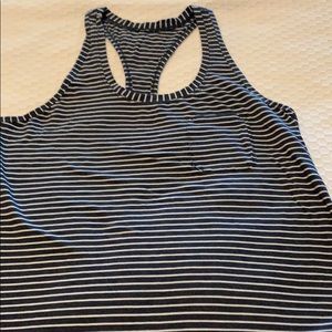 Lululemon tank top excellent condition